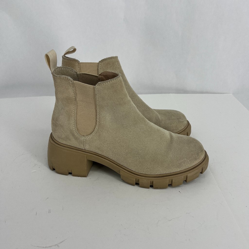 Steve Madden Women's Howler Boot Sand Size 8.5 M